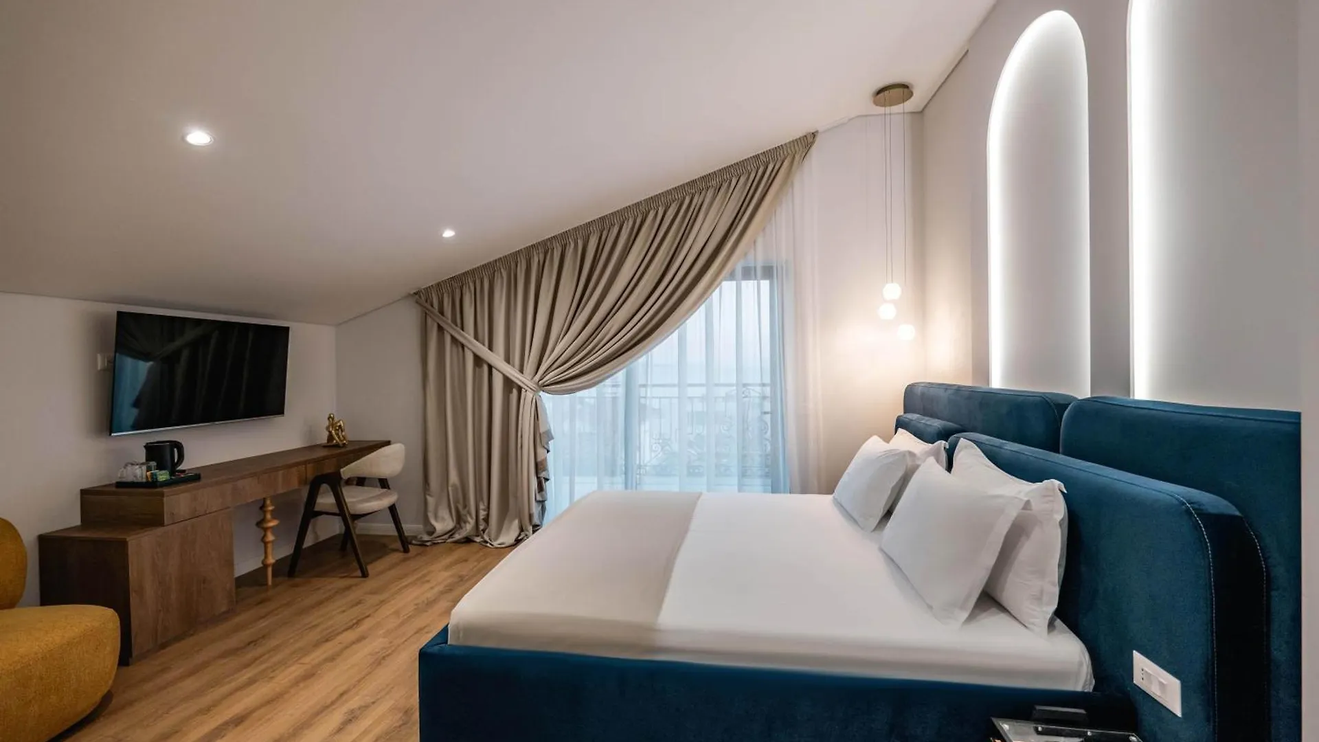 Mae Select Hotel Sarandë
