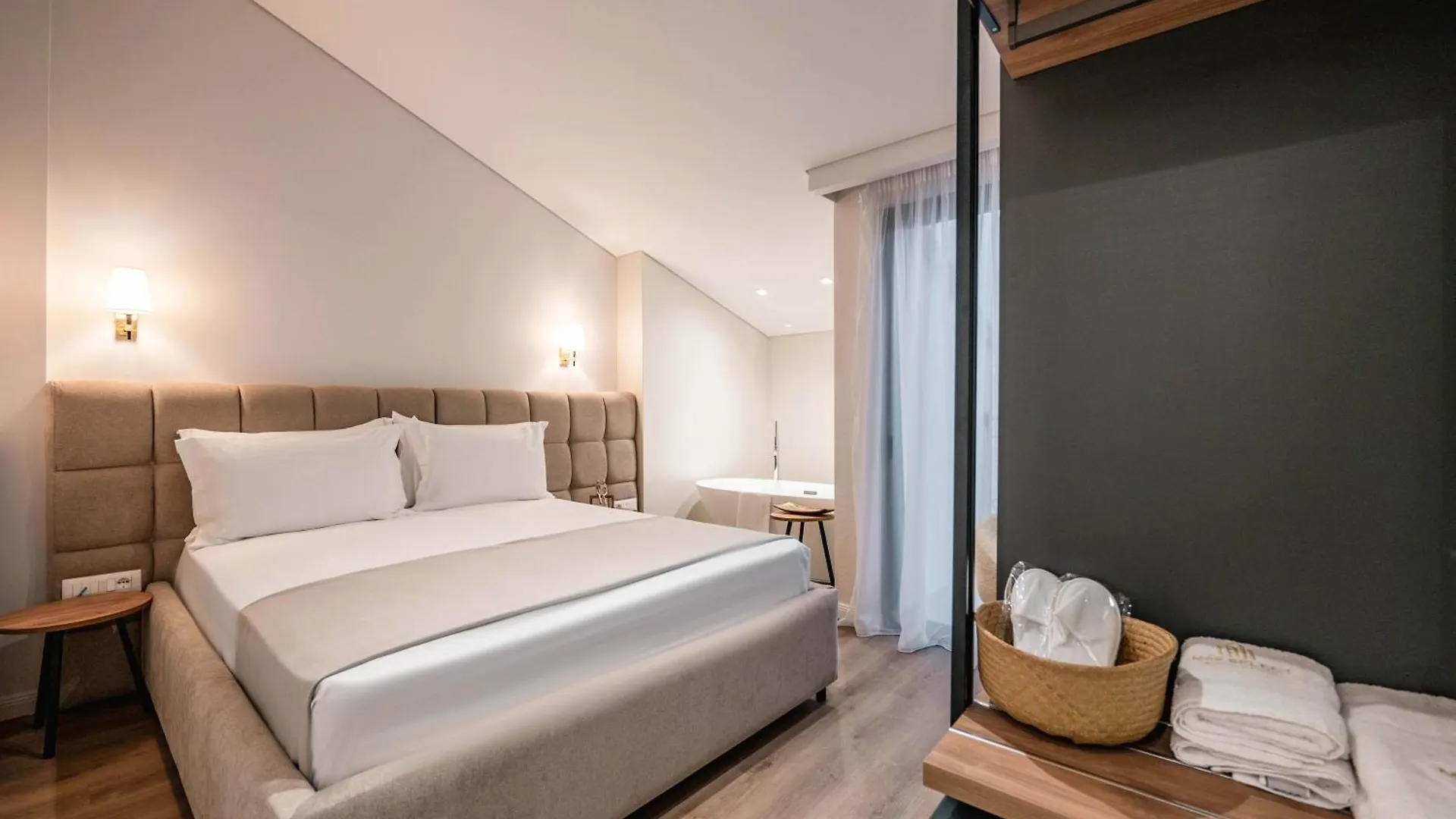 Mae Select Hotel Sarandë
