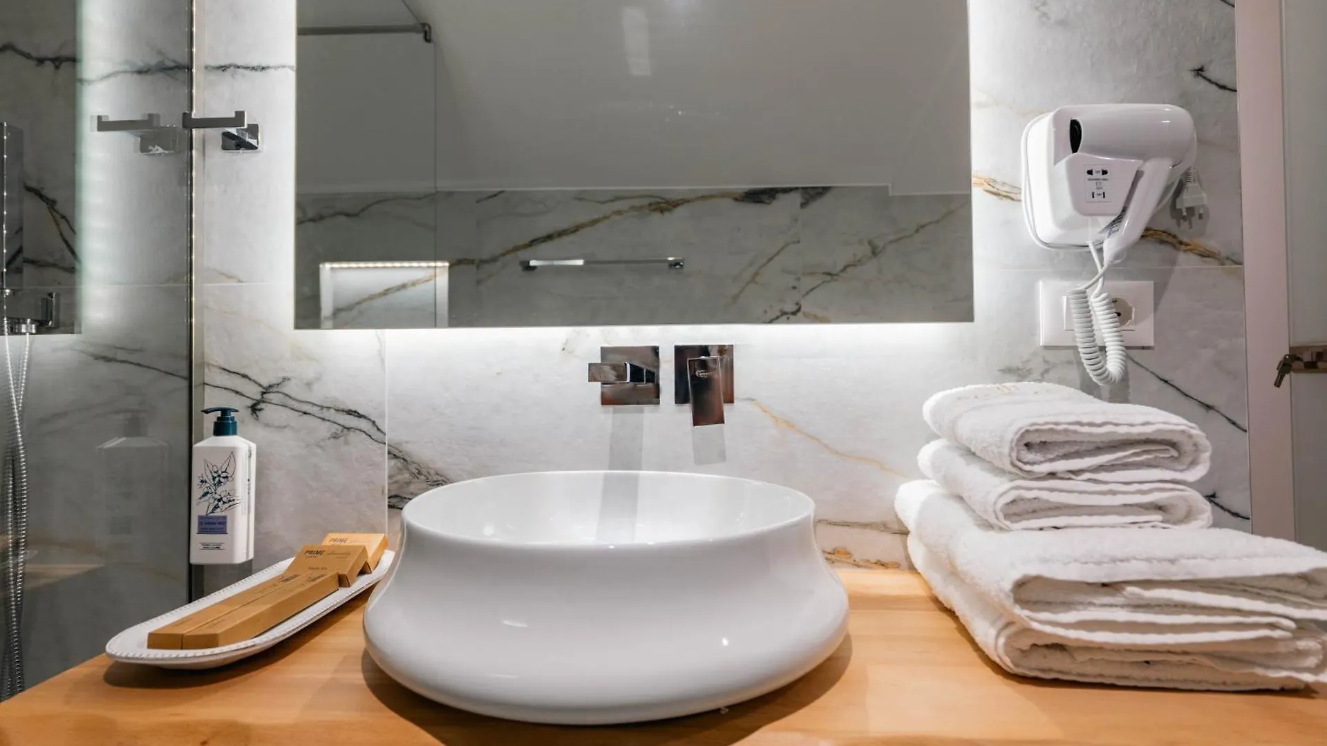 Mae Select Hotel Sarandë Albanië