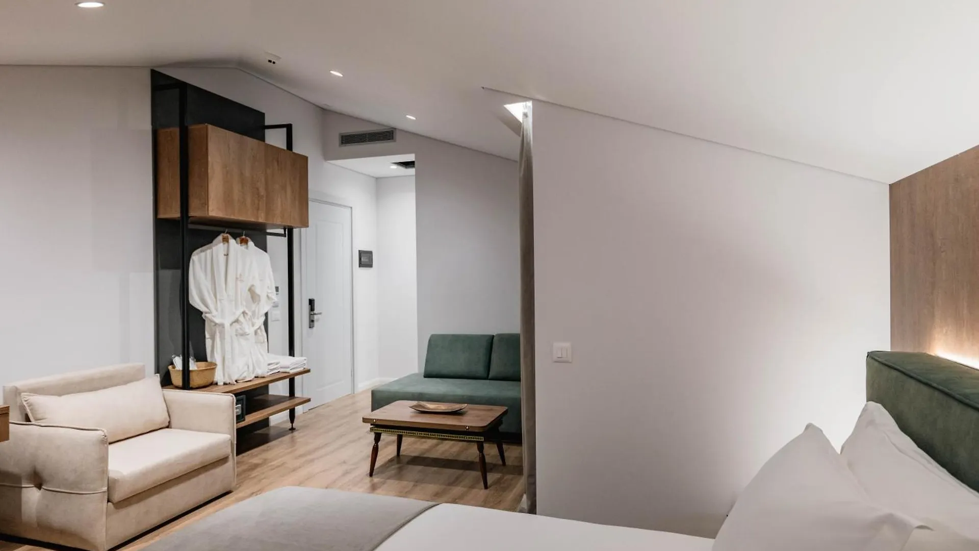Mae Select Hotel Sarandë