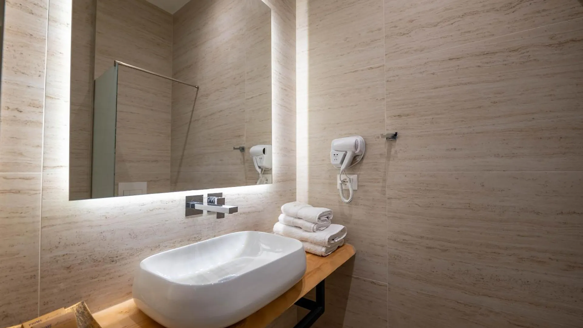 ****  Mae Select Hotel Sarandë Albanië